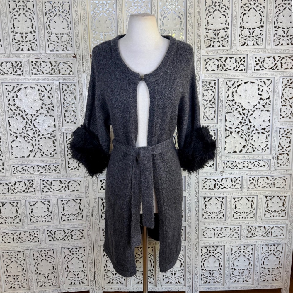 Vtg Kenar Alpaca Wool Blend Gray Faux Fur Cuff Cardigan Womens Small Old Money